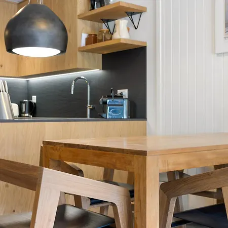 Les Platanes E4 - 5 Pers - Centre Station *