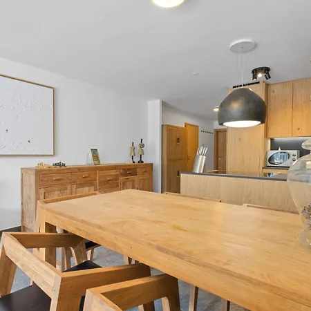 Les Platanes E4 - 5 Pers - Centre Station *