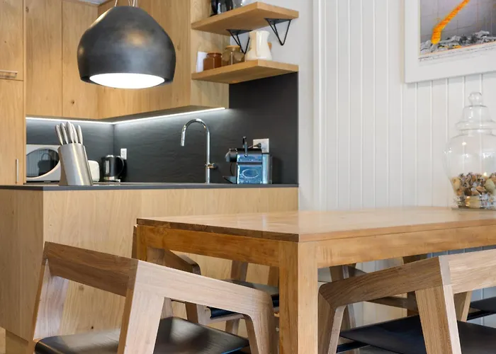 Les Platanes E4 - 5 Pers - Centre Station *